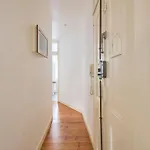 Apartment Lovely 2-bedroom In Trendy Campo Ourique