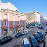 Apartment Lovely 2-bedroom In Trendy Campo Ourique *