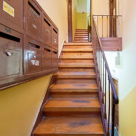 Lovely 2-bedroom In Trendy Campo Ourique * Lisboa