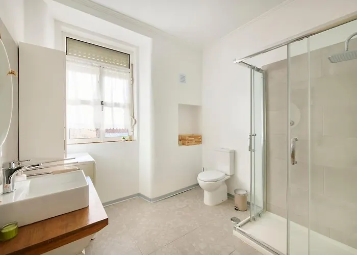 Apartment Lovely 2-bedroom In Trendy Campo Ourique *