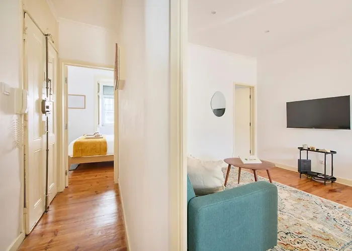 Διαμέρισμα Lovely 2-bedroom In Trendy Campo Ourique *