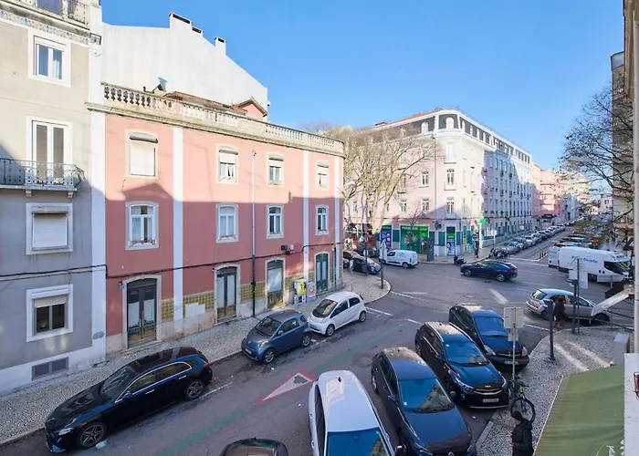 Διαμέρισμα Lovely 2-bedroom In Trendy Campo Ourique *